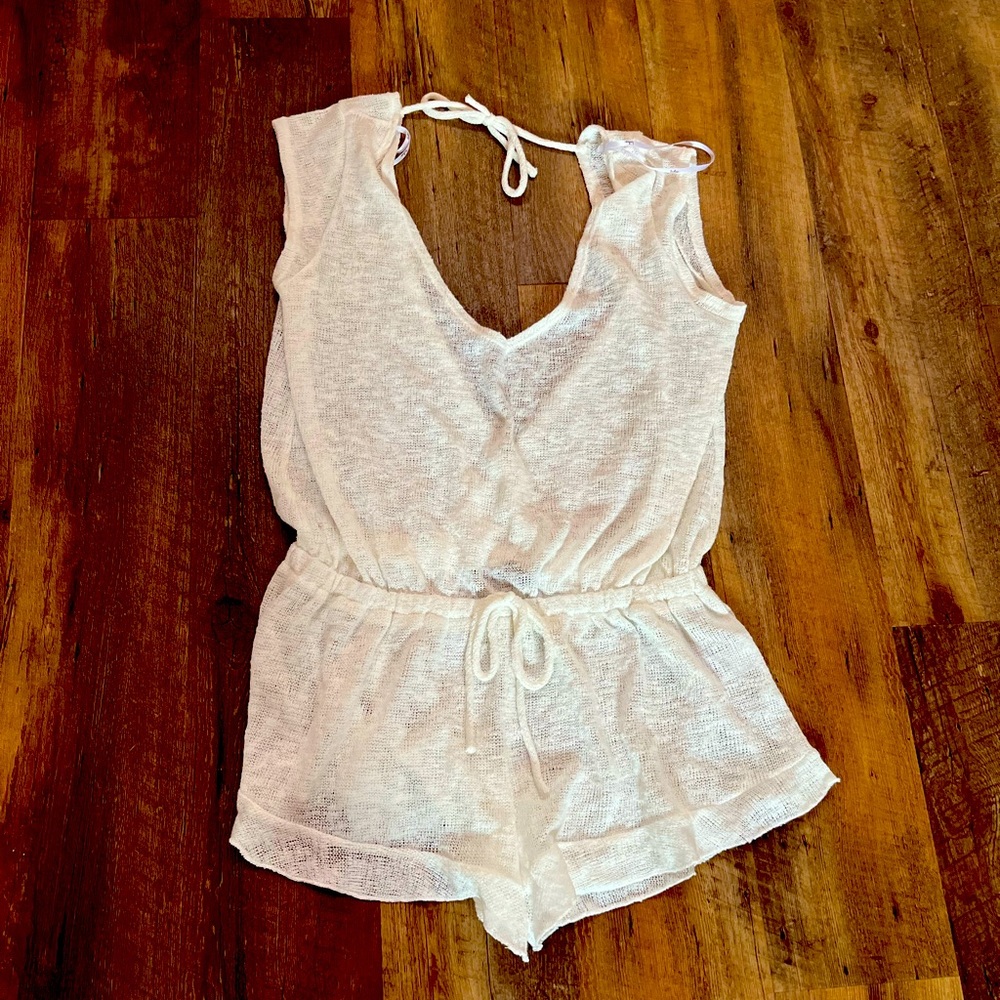 Lulus swim cover - never worn